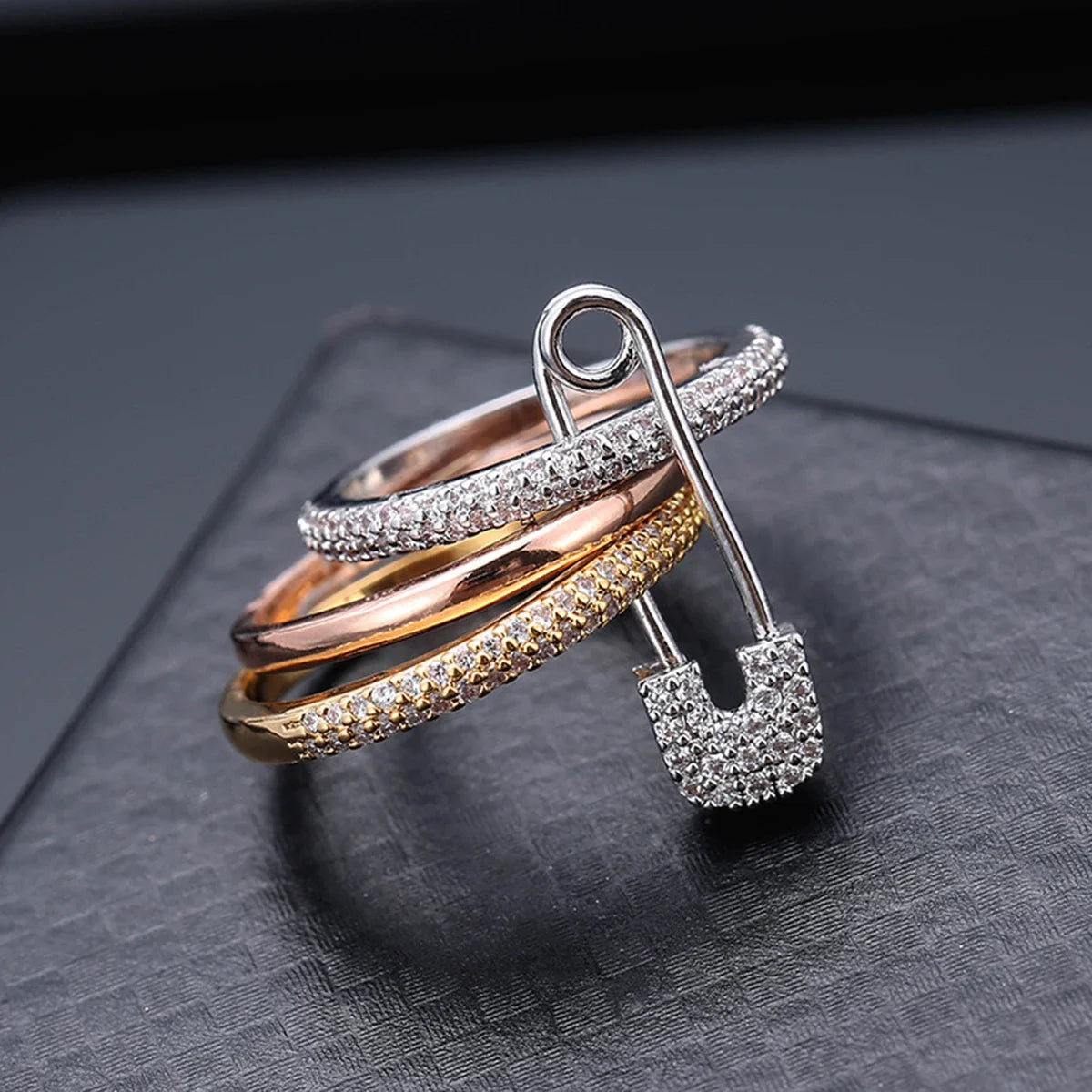 Fashion Pin Connection Three Layers Designer Fashion Ring for Women